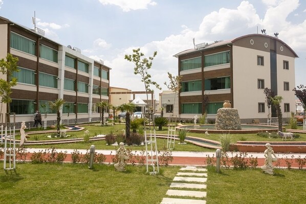 Exterior - Oguzhan Residence (Manisa)