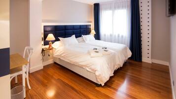 Habitación, accesible para personas con discapacidad | 1 dormitorio, sábanas de algodón egipcio, ropa de cama de alta calidad