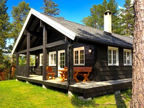 Standard Cabin, 4 Bedrooms | Free WiFi, bed sheets