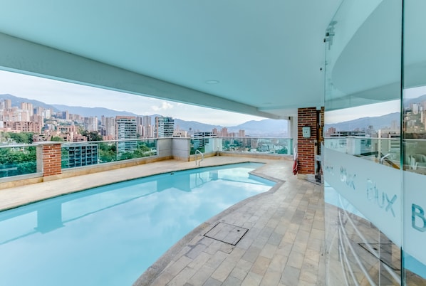Piscine extérieure