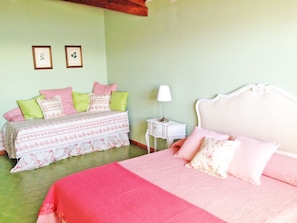 Villa, Multiple Bedrooms | 7 bedrooms, cribs/infant beds, WiFi, bed sheets - Villa Margiò (Torri del Benaco)