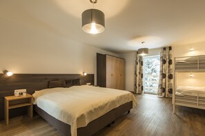 Chalet | 7 kamar tidur, setrika/meja setrika, dan Wi-Fi gratis