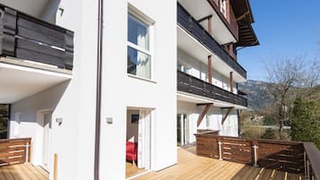 Deluxe Apartment, 3 Bedrooms | Terrace/patio