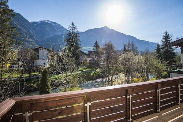 Deluxe Apartment, 3 Bedrooms | View from room