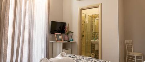 Premium bedding, minibar, in-room safe, desk