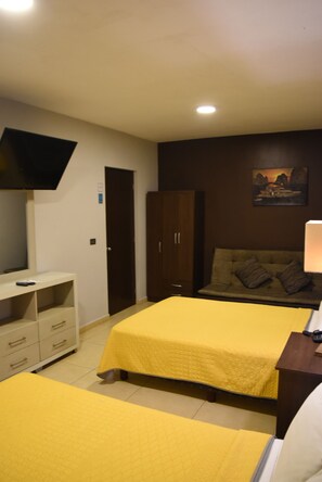 Basic Suite | In-room safe, desk, blackout drapes, soundproofing - Hotel Boutique Boca Veracruz (Boca del Río)