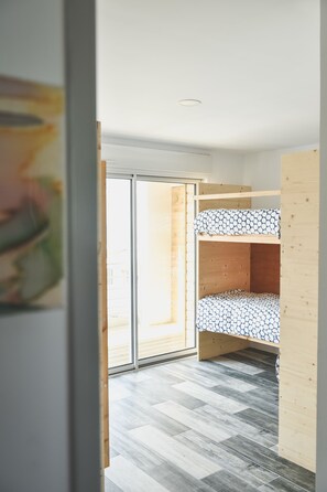 One bed in a 6 beds dormitory | Iron/ironing board, free WiFi, bed sheets - Body surf house - Hostel (Capbreton)