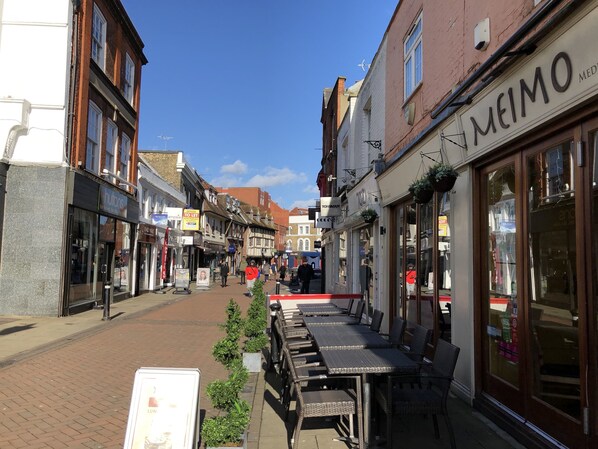 Exterior - The Duke's Retreat (Windsor)