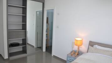 Elite Apartment, 3 Bedrooms | Room amenity
