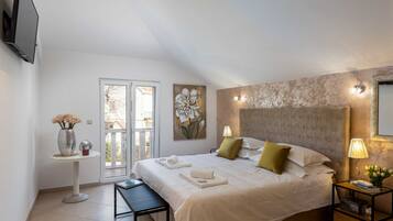 Comfort Apartment, 2 Bedrooms, Terrace, Sea View | Free WiFi, bed sheets