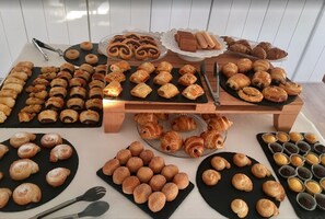 Daily buffet breakfast (EUR 12 per person)