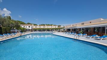 Piscina a l'aire lliure