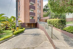 숙박 시설 정면