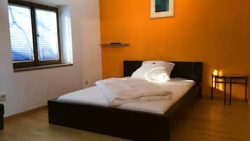 Allergikerbettwaren, Minibar, Schreibtisch, Verdunkelungsvorhänge