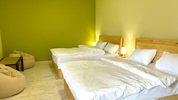 Comfort Room, 2 Queen Beds, Balcony, River View | Select Comfort beds, in-room safe, individually decorated