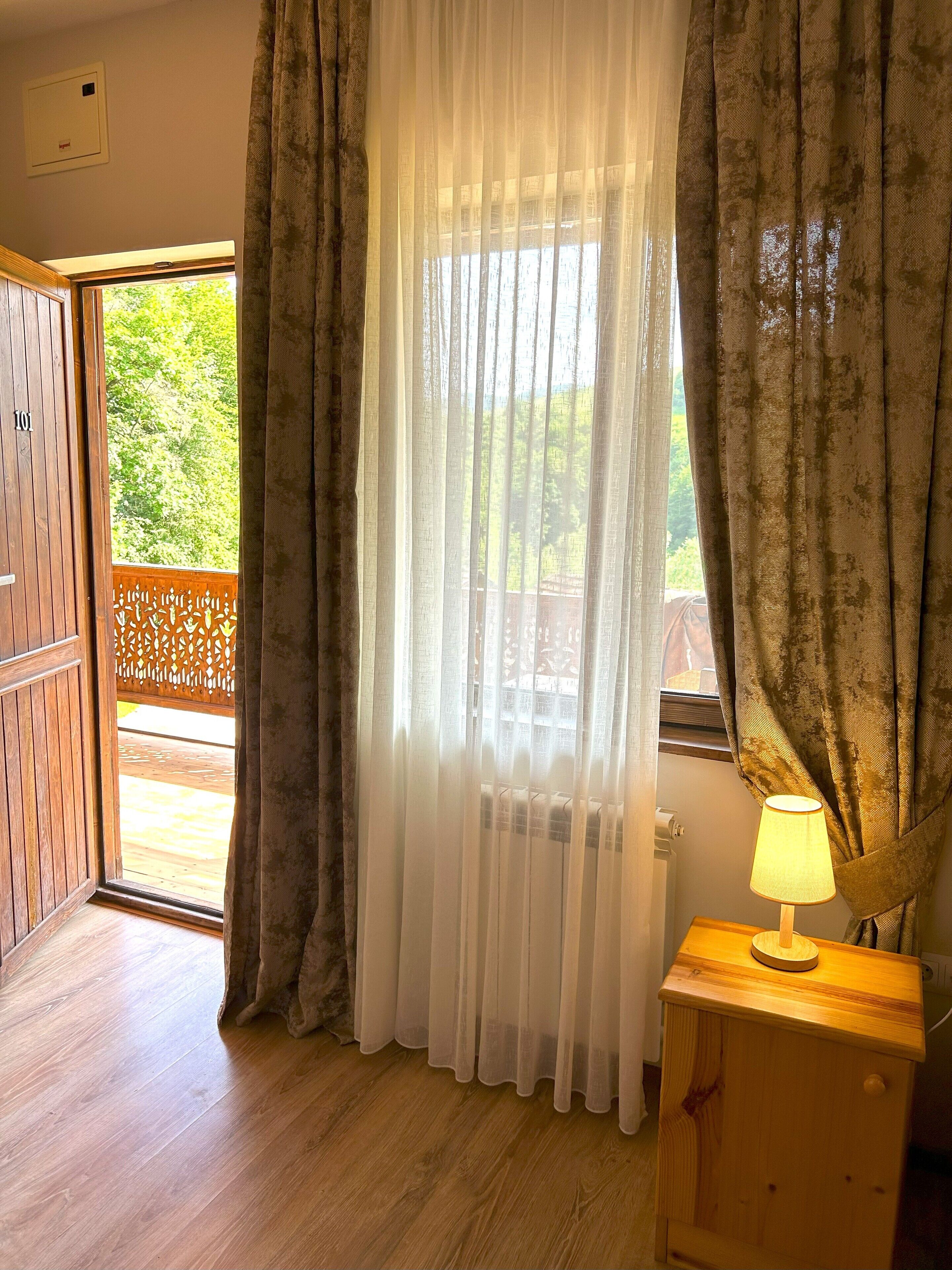 Economy Triple Room