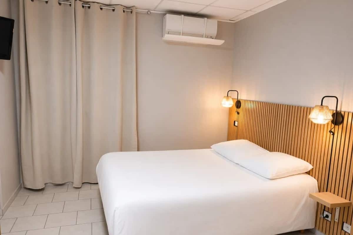 Basic Double Room, Accessible