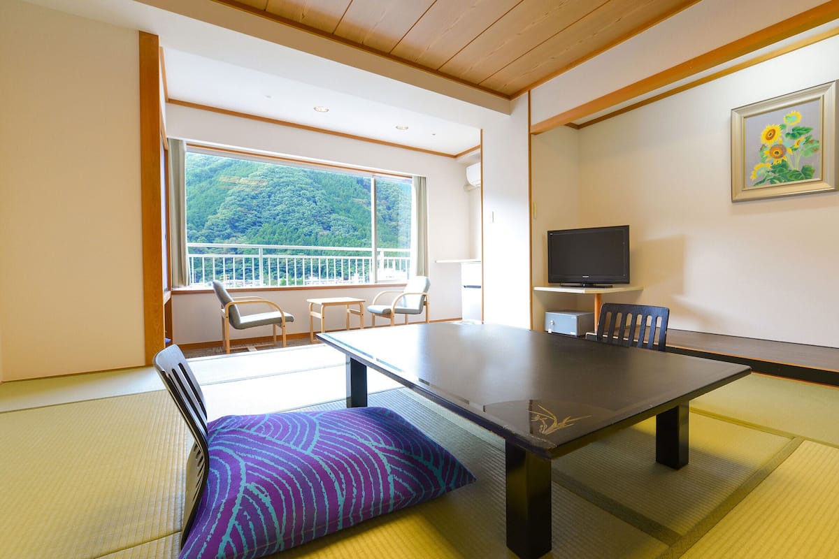 In-room safe, blackout drapes, bed sheets