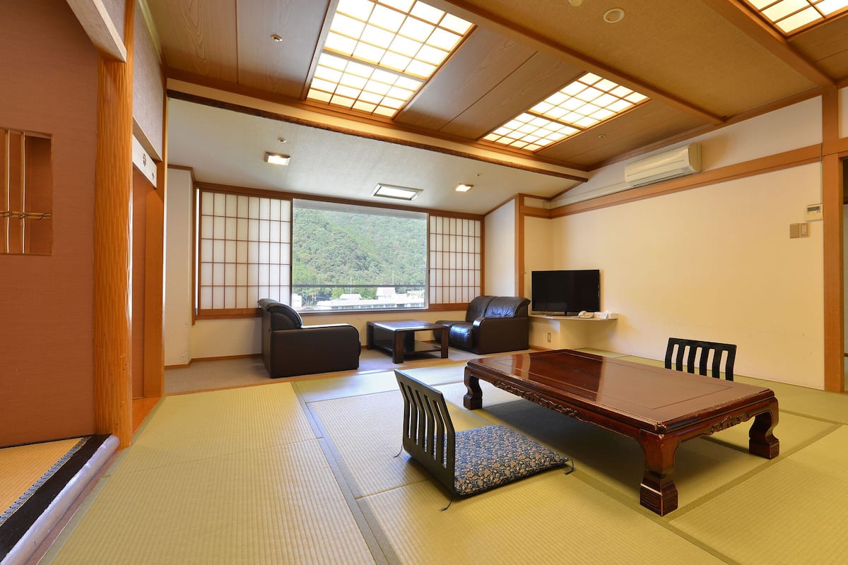 Superior Japanese-Style-Room(River Side) - Indoor Bath - Non-Smoking- | In-room safe, blackout drapes, bed sheets