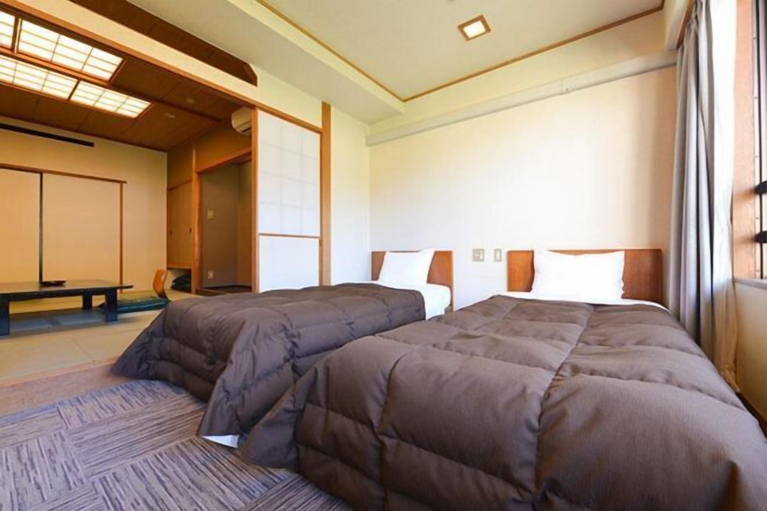 Coffres-forts dans les chambres, rideaux occultants, draps fournis