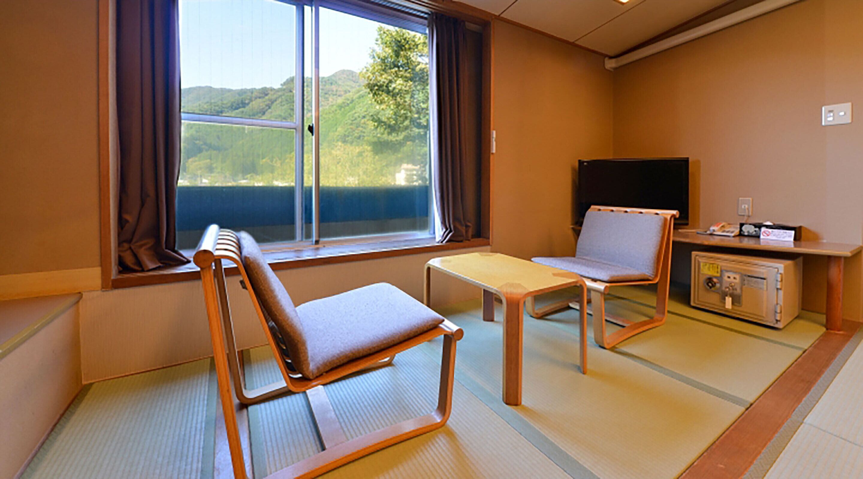 客房, 吸煙房 (Old Building, Japanese-Style, Shower) | 客房內保險箱、遮光布/窗簾、床單