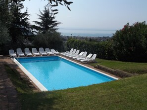 Outdoor pool - Ca' Pignoi (Garda)