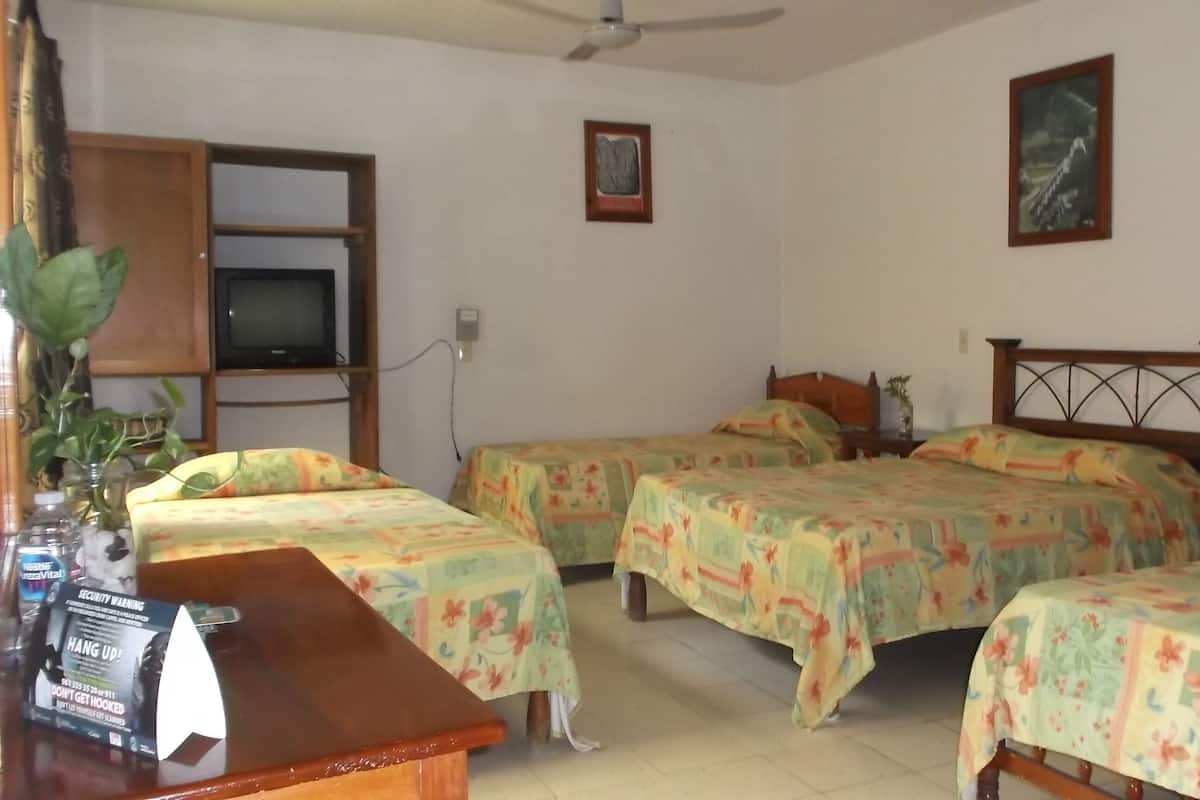 Family Triple Room, 1 Bedroom | In-room safe, desk, iron/ironing board, WiFi (free)
