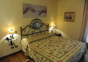 1 bedroom, premium bedding, desk, soundproofing - Agriturismo Borgo d'Asolo (Altivole)
