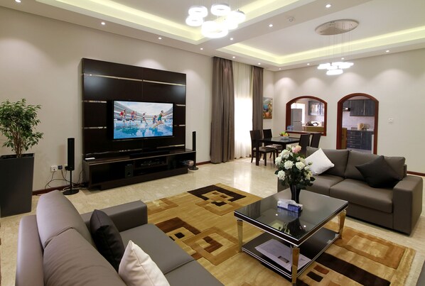 40-inch LED TV with satellite channels, TV - RURU Tower (Manama)