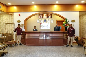 Reception - RURU Tower (Manama)