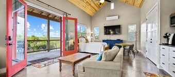 Hill Country Casitas