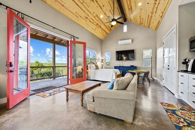 Hill Country Casitas