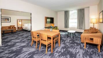 Suite, 1 Bedroom | Desk, iron/ironing board, free cribs/infant beds, rollaway beds