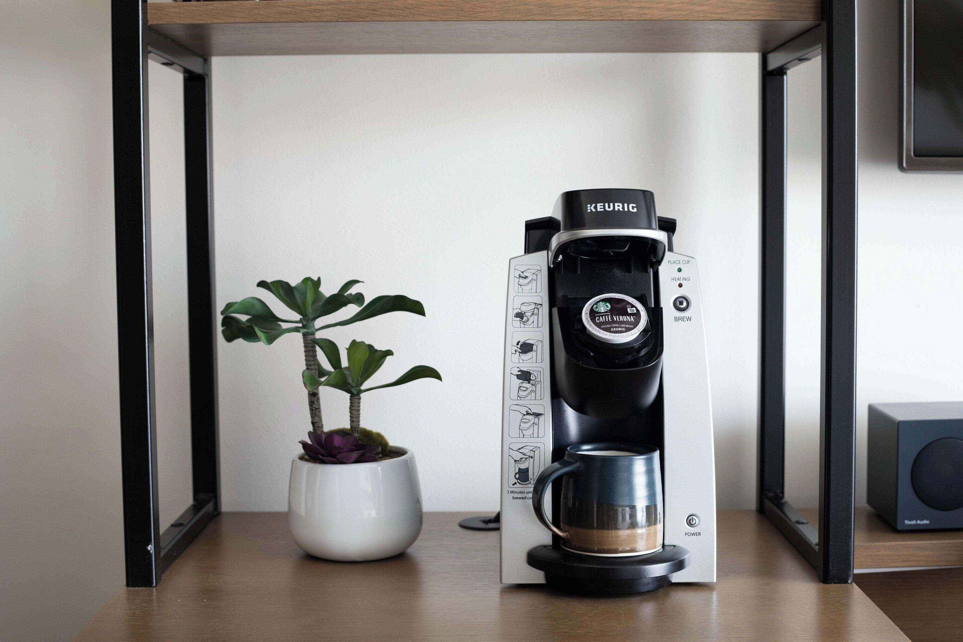 hypo-allergenic bedding, minibar, in-room safe, desk