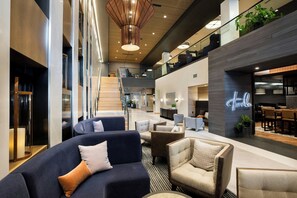 Lobby - Elliot Park Hotel, Autograph Collection (Minneapolis)