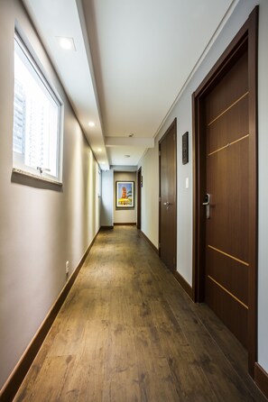 Interior detail - Santa Inn Hotel (Balneário Camboriú)