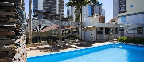 Outdoor pool, pool loungers