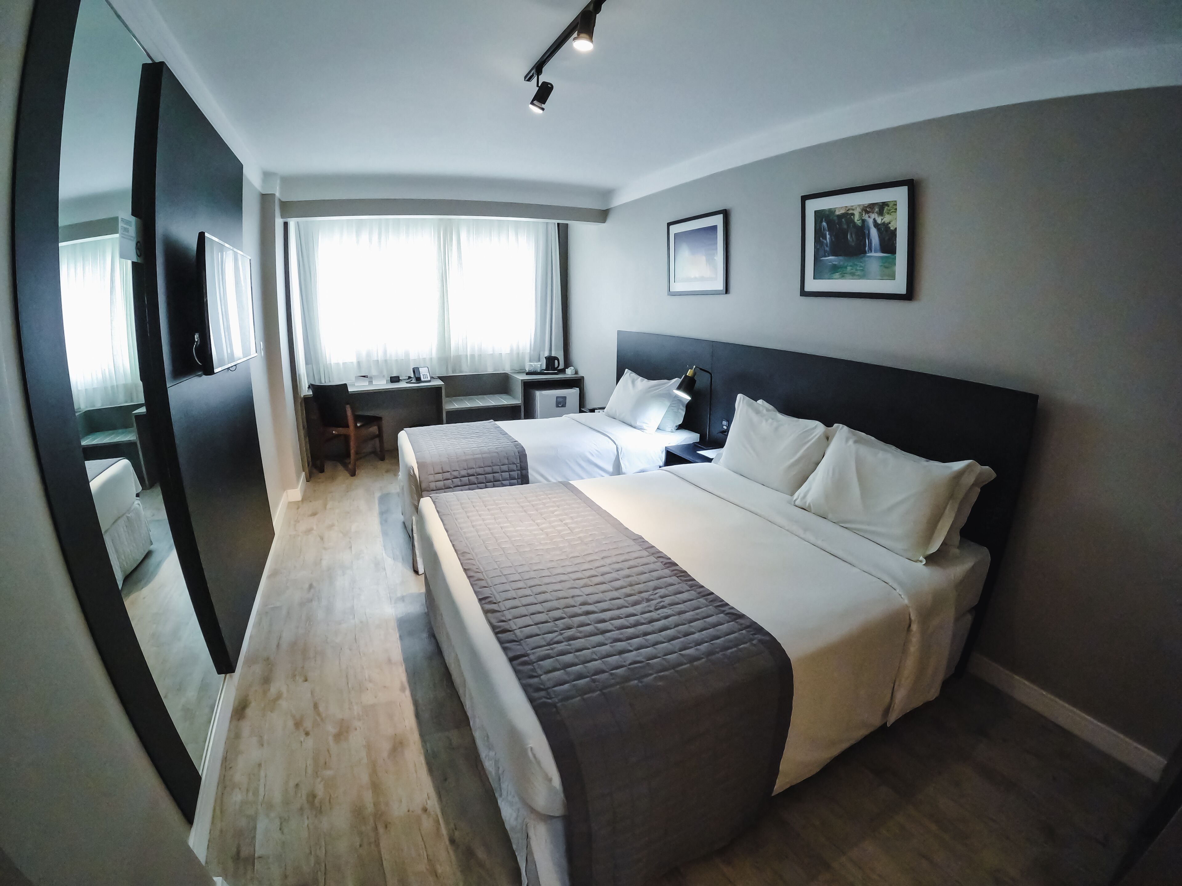 1 bedroom, minibar, in-room safe, desk