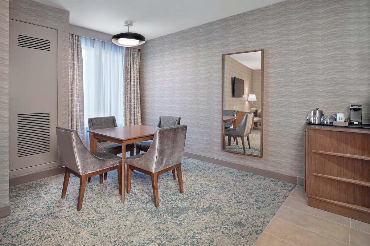 Deluxe-Zimmer, 1Â King-Bett | Wohnbereich