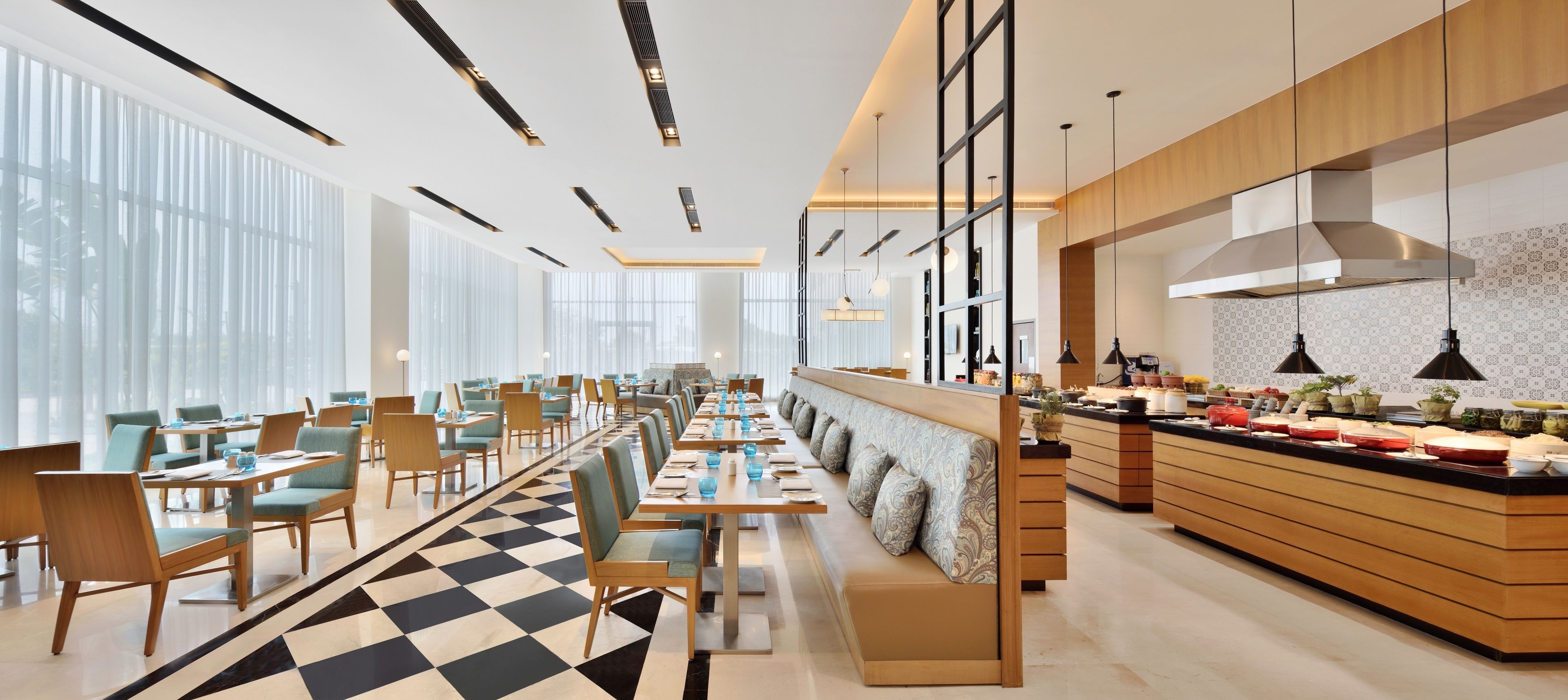 breakfast, lunch, dinner served; local and international cuisine