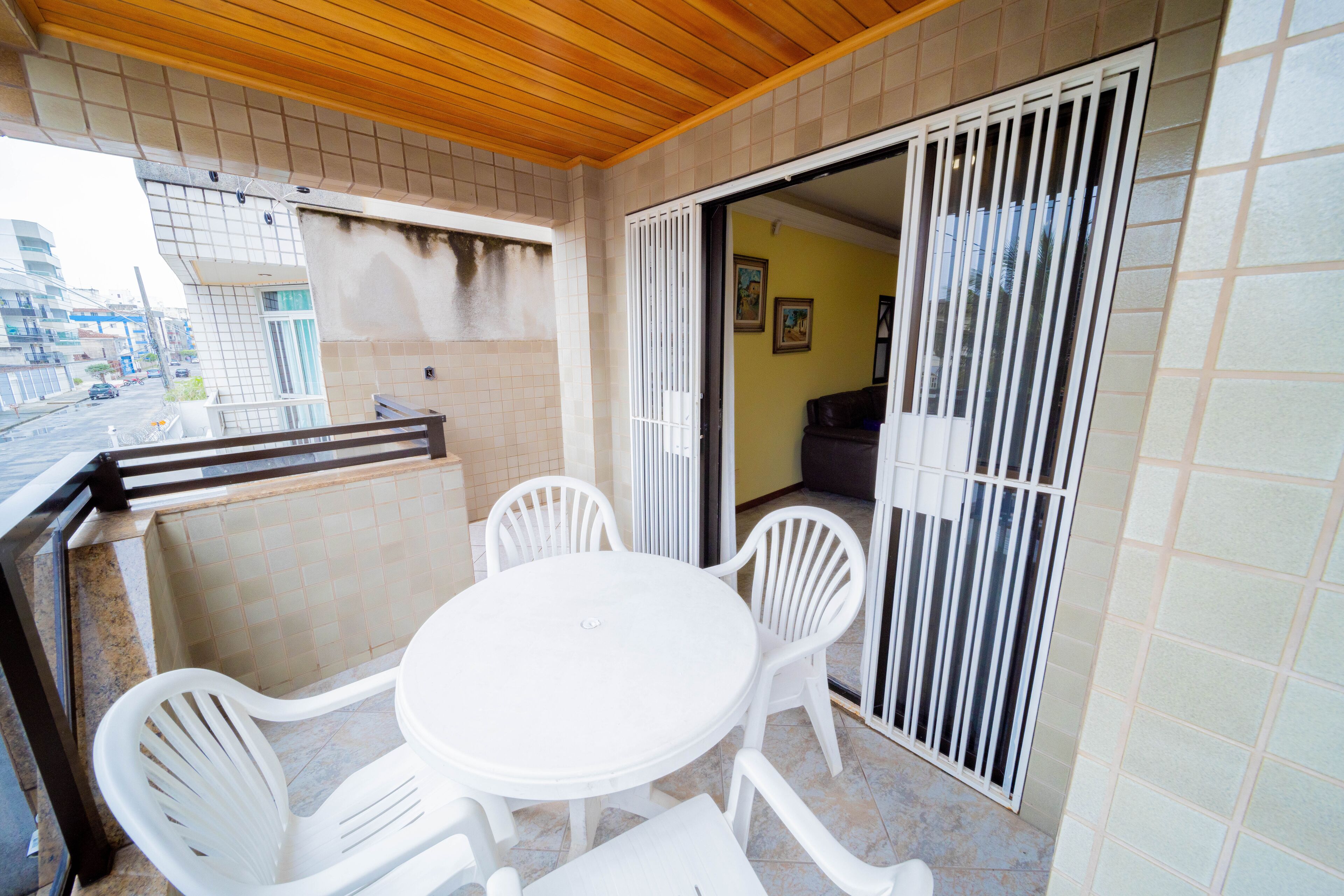 Family Apartment | Lanai