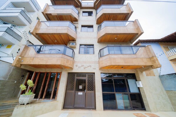 숙박 시설 정면