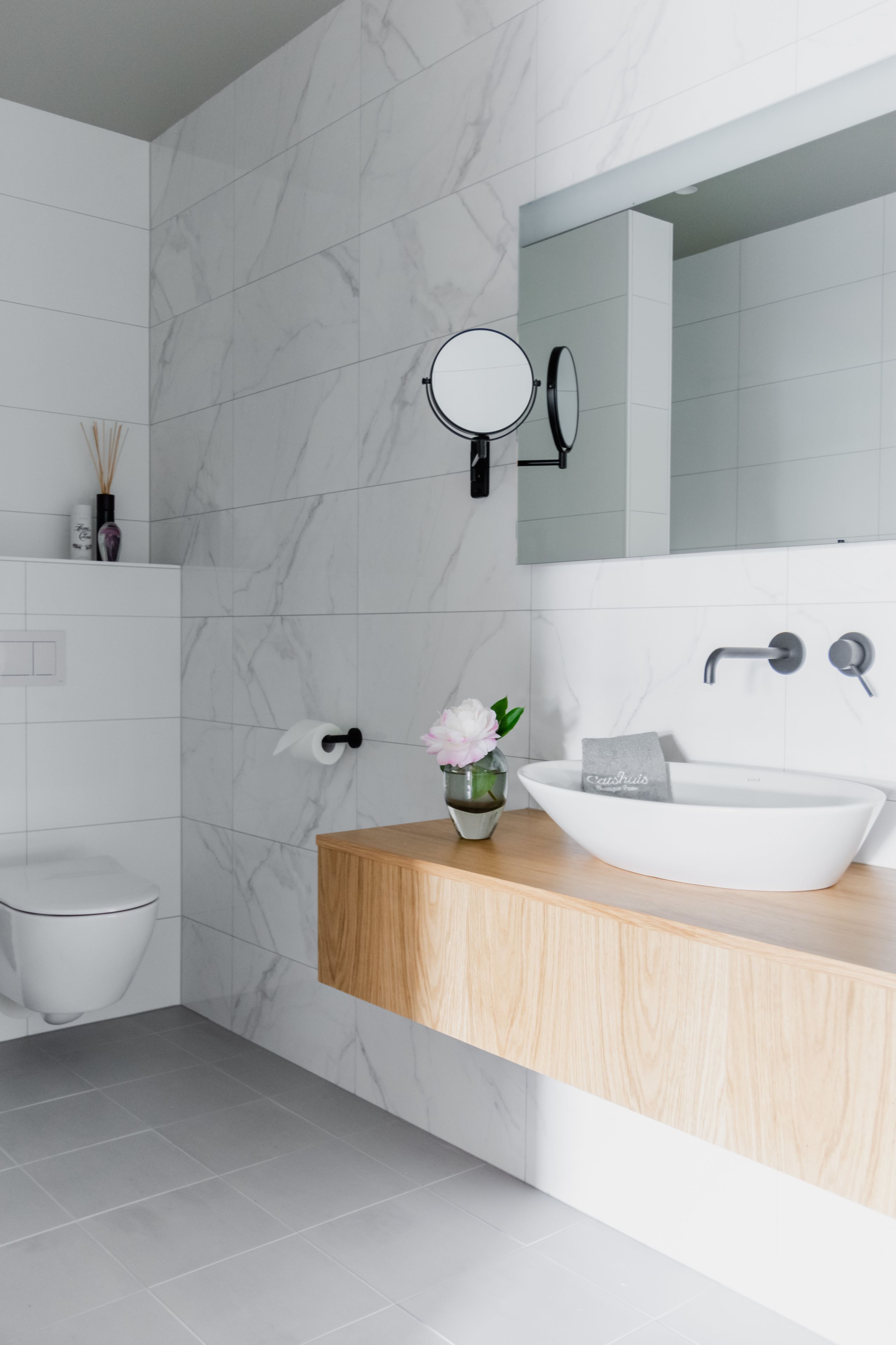 double room | bathroom | free toiletries, hair dryer, towels