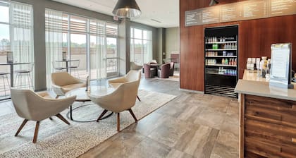 Courtyard by Marriott North Brunswick