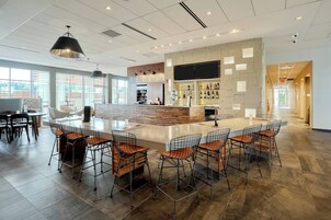 Bar (en el alojamiento)