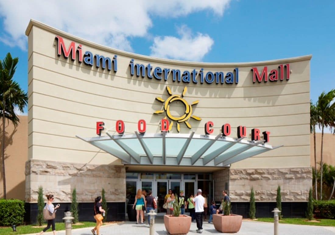 Miami International Mall with a FOOD COURT sign.