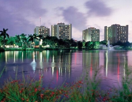 DoubleTree by Hilton Miami Doral, FL - Image 3