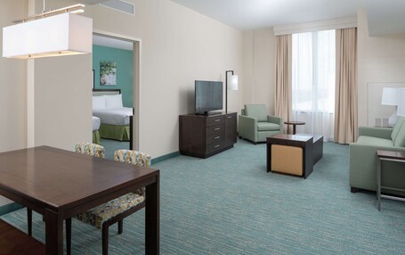 DoubleTree by Hilton Miami Doral, FL - Image 11