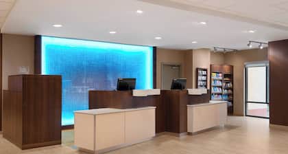 Fairfield Inn & Suites by Marriott Charlottesville Downtown/University Area