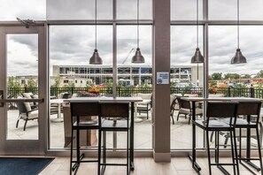 Dagelijks ontbijtbuffet inbegrepen